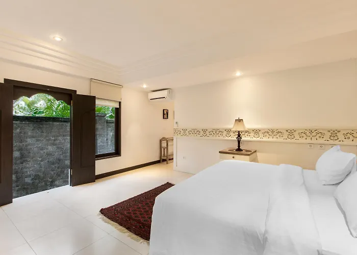 ホテル Pantai Karang 4*